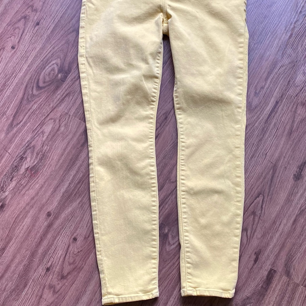 Vibrant Yellow Skinny Jeans - Picture 4 of 6